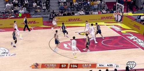 金沙娱乐城-上海男篮40分大胜广东男篮，难以概括今天的大鲨鱼有多强，自己点进来看吧！